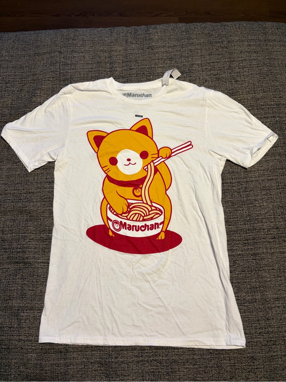 NWT Maruchan Ramen Cat Graphic T shirt Adult M